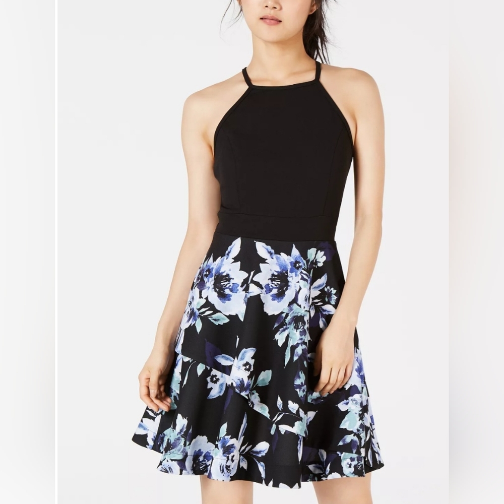 Speechless Juniors' Fit and Flare Halter Dress, Junior Size 5